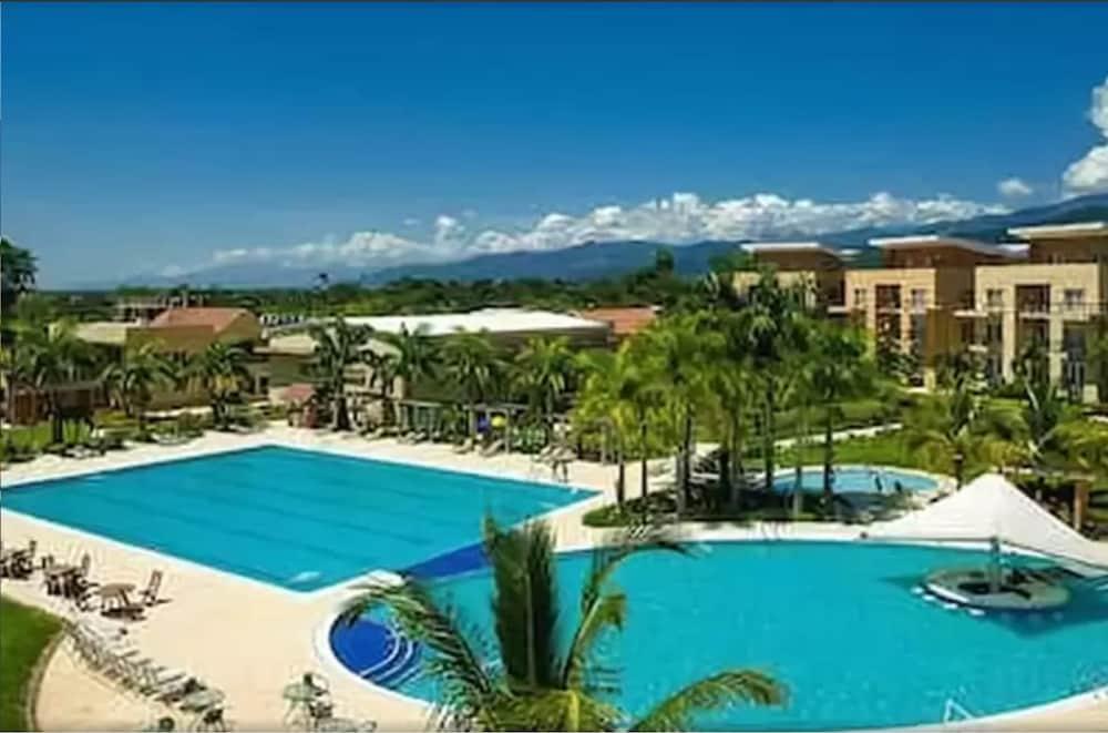 Wyndham Garden Villavicencio Buitenkant foto