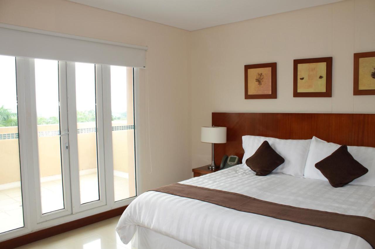 Wyndham Garden Villavicencio Restrepo  Buitenkant foto