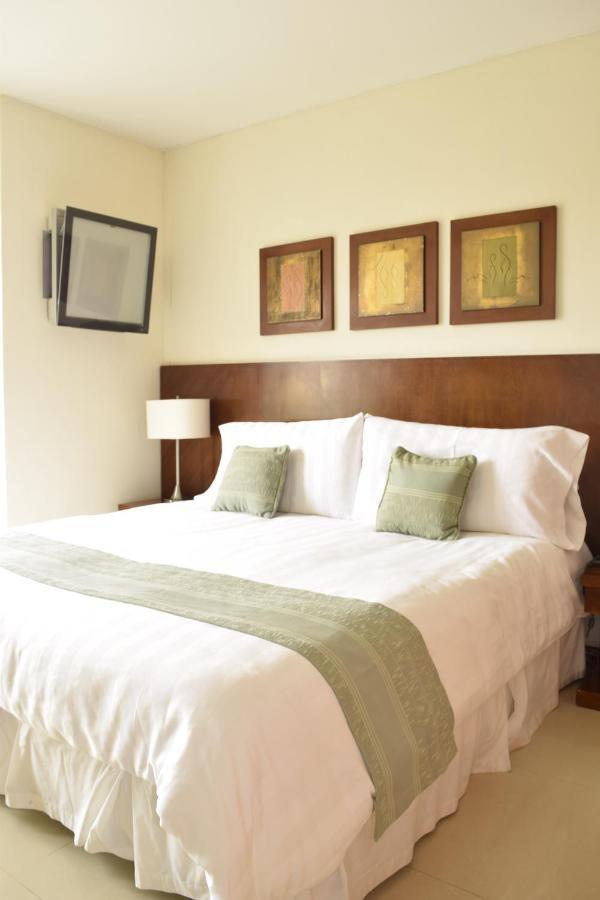 Wyndham Garden Villavicencio Restrepo  Buitenkant foto