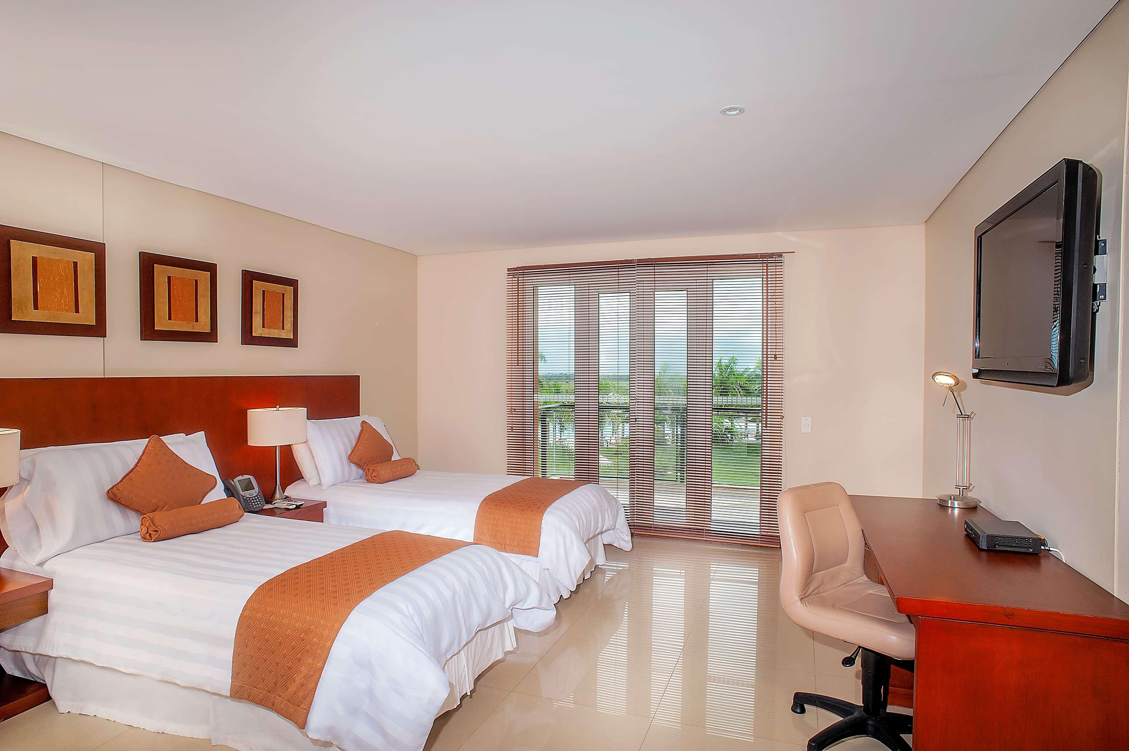 Wyndham Garden Villavicencio Buitenkant foto